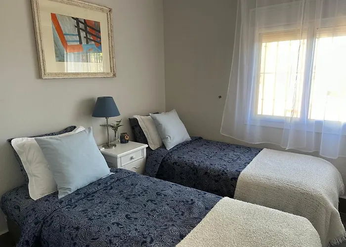 Detached Holiday House, 2 Bedrooms, Private Garden, Pool