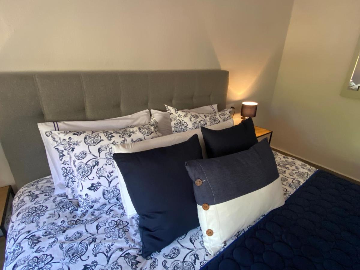 Holiday home Detached House, 2 Bedrooms, Private Garden, Pool