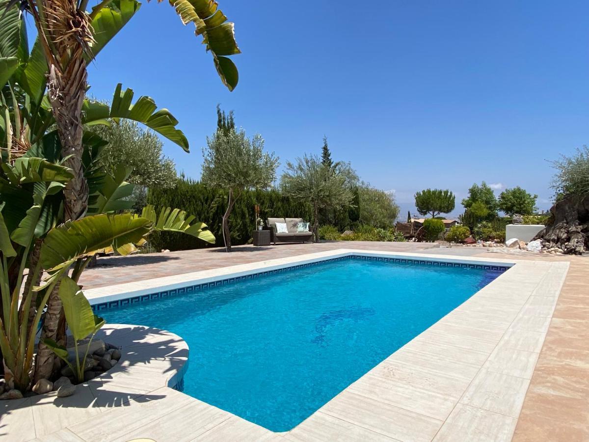 Detached House, 2 Bedrooms, Private Garden, Pool *